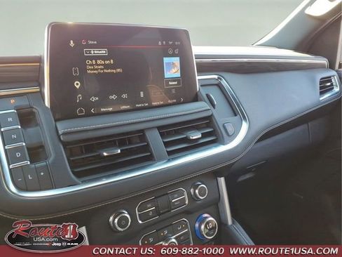 Used 2023 GMC Yukon XL SLT w/ SLT Premium Package image 38