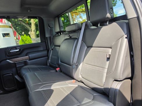 Used 2022 GMC Sierra 2500 Denali AWD/4WD image 33