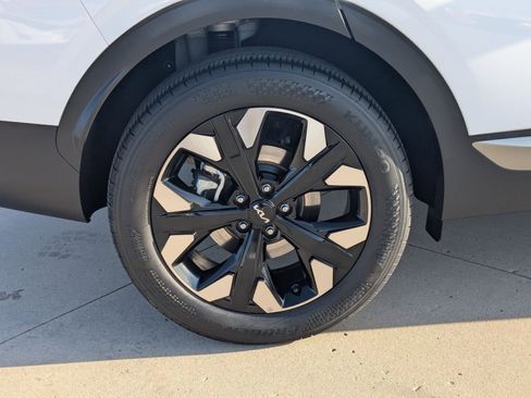 Used 2024 Kia Sportage X-Line image 11