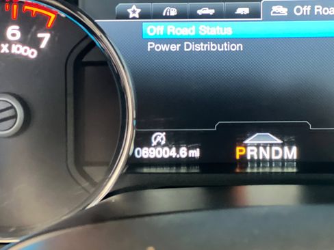 Used 2019 Ford F150 Lariat w/ Equipment Group 502A Luxury AWD/4WD image 26