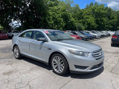 Used 2014 Ford Taurus Limited FWD image 3