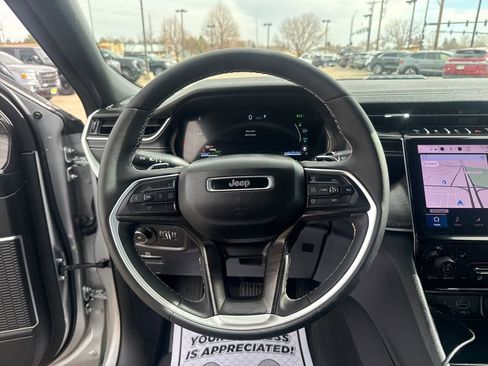 Used 2025 Jeep Grand Cherokee Limited 4xe w/ Trailer Tow Package image 15