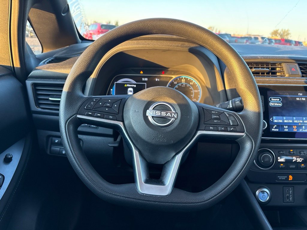 Used 2025 Nissan Leaf S FWD image 18