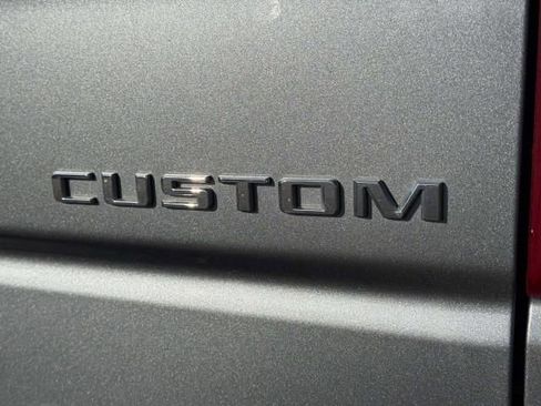 Used 2021 Chevrolet Silverado 1500 Custom image 8