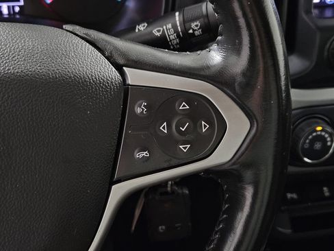 Used 2022 Chevrolet Colorado LT w/ Fleet Safety Package RWD image 13