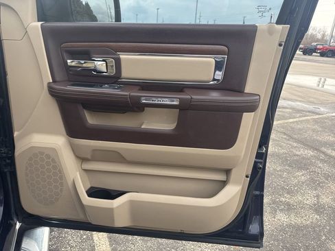 Used 2015 RAM 1500 Laramie w/ Convenience Group image 26