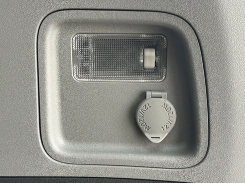 Used 2017 Toyota Sienna XLE image 24