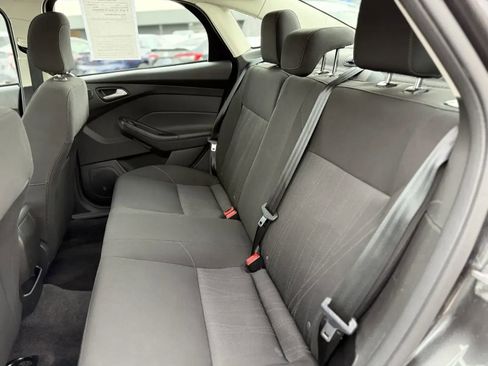 Used 2018 Ford Focus SEL image 12