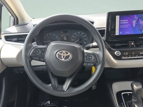 Used 2024 Toyota Corolla LE FWD image 12