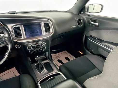 Used 2019 Dodge Charger GT image 22
