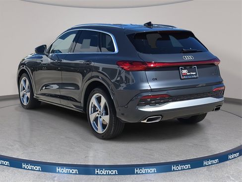 New 2025 Audi Q5 Prestige image 5