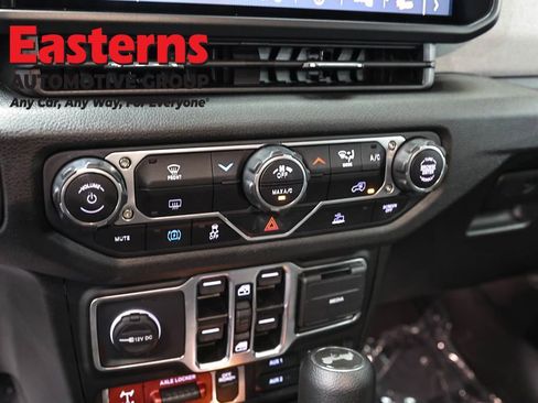 Used 2025 Jeep Wrangler Unlimited Sport S 4xe AWD/4WD image 20