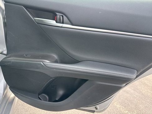 Certified 2021 Toyota Camry XLE image 19