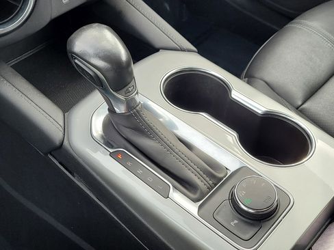 Used 2019 Chevrolet Blazer LT w/ Sun and Wheels Package image 25