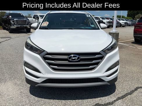 Used 2017 Hyundai Tucson Sport w/ Cargo Package FWD image 2