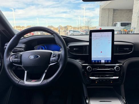 Used 2023 Ford Explorer ST w/ Equipment Group 401A image 6