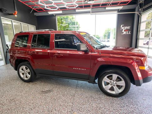 Used 2014 Jeep Patriot Limited FWD image 5