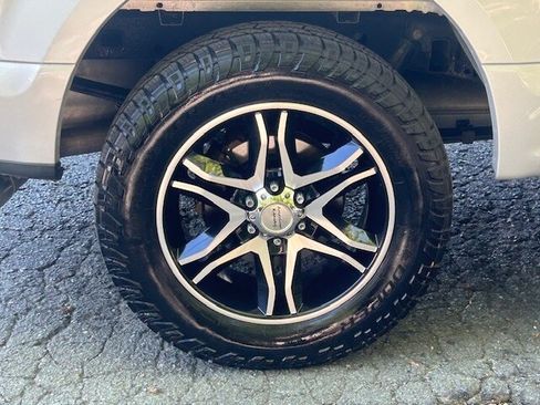 Used 2018 Ford F150 XLT w/ Equipment Group 301A Mid AWD/4WD image 29