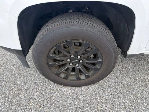Used 2022 GMC Canyon Elevation AWD/4WD image 9