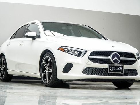 Used 2021 Mercedes-Benz A 220 image 4