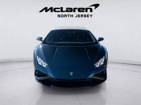 Used 2021 Lamborghini Huracan EVO image 16