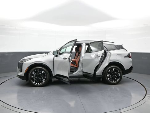 Certified 2026 Kia Sportage SX AWD/4WD image 44