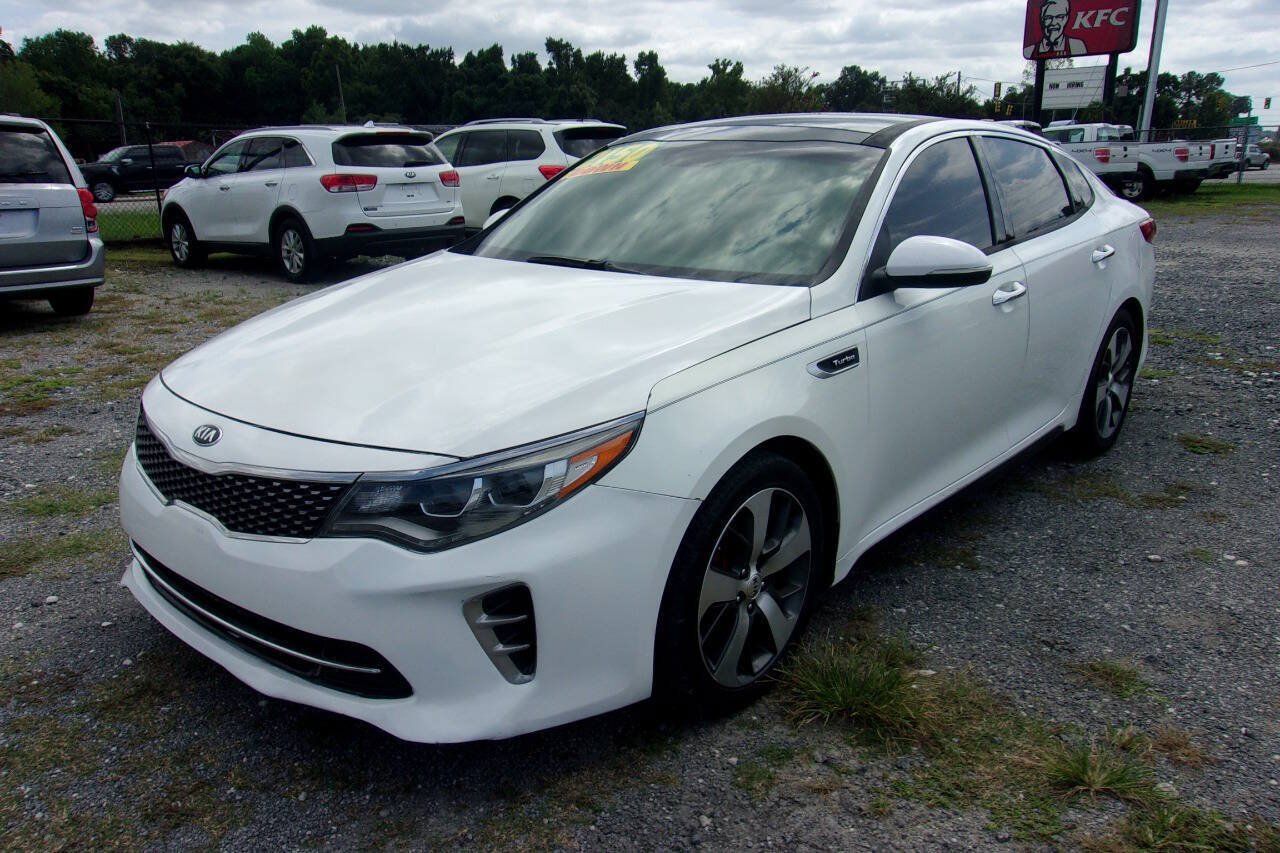 Used 2017 Kia Optima SX w/ Launch Edition Package FWD image 3