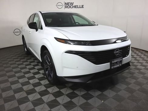 New 2026 Nissan Murano SV image 3