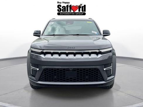 New 2026 Jeep Grand Wagoneer L 4WD w/ Premium Group I image 9