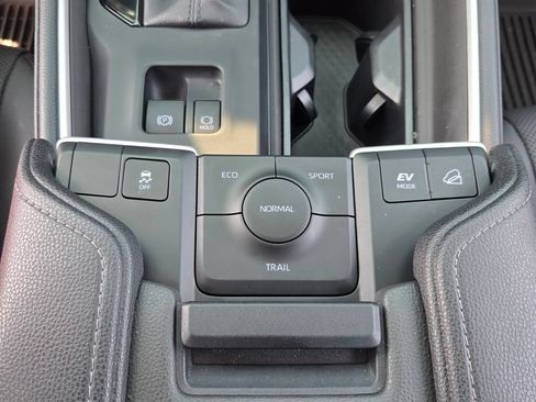 Used 2026 Toyota Grand Highlander AWD Hybrid image 18