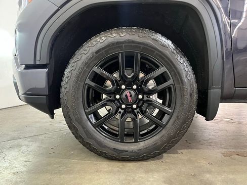 Used 2023 GMC Sierra 1500 Elevation image 14