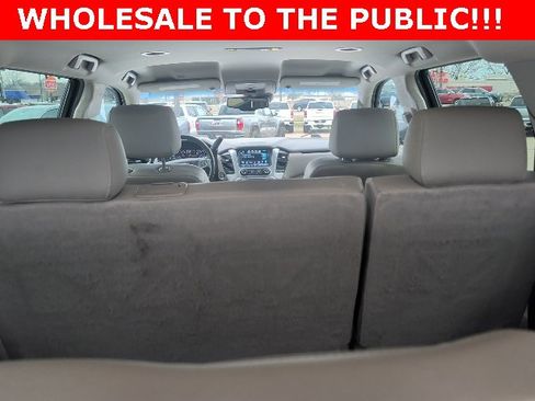 Used 2019 GMC Yukon XL SLT image 16