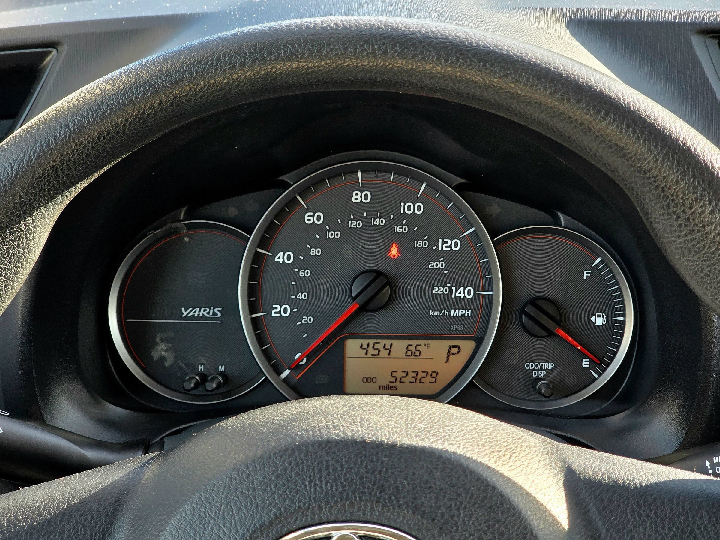 Used 2013 Toyota Yaris L FWD image 21