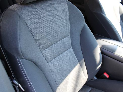 Used 2024 Nissan Rogue SV FWD image 21