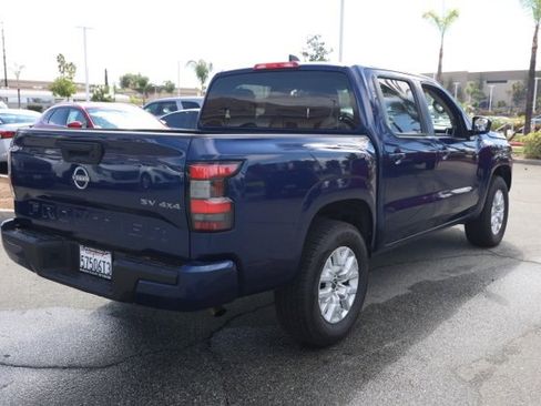 Used 2023 Nissan Frontier SV image 4