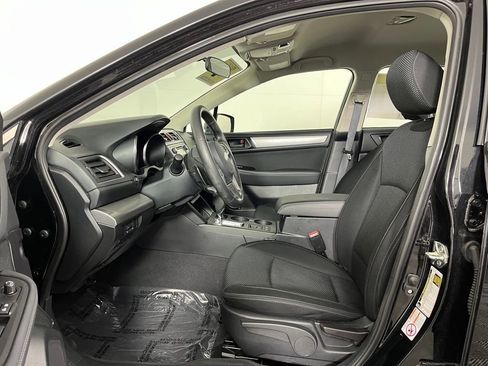 Used 2017 Subaru Outback 2.5i image 11