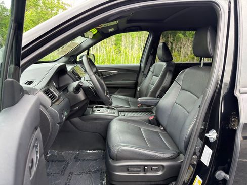 Used 2023 Honda Passport EX-L image 10