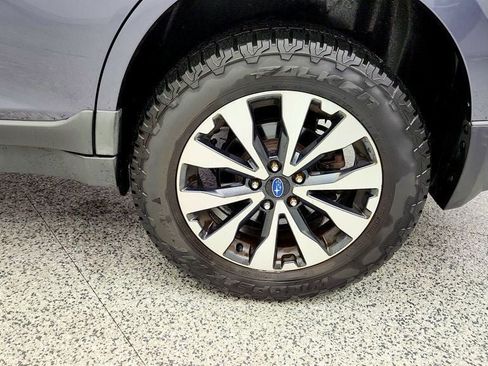 Used 2016 Subaru Outback 2.5i Limited AWD/4WD image 9