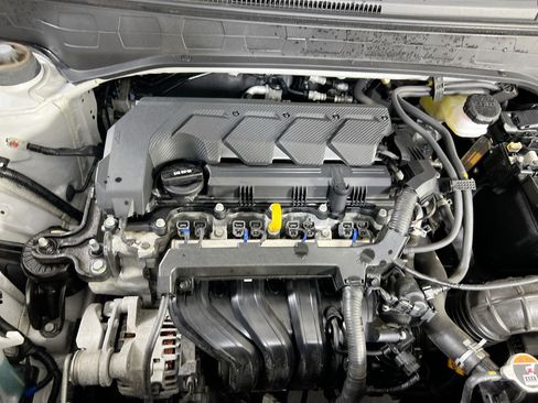 Used 2023 Hyundai Venue SE image 27