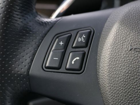 Used 2013 BMW 335i Convertible image 18