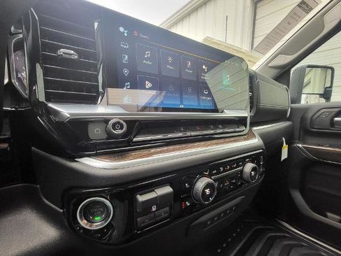 New 2026 Chevrolet Silverado 3500 LT w/ Convenience Package AWD/4WD image 16