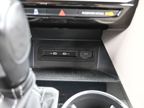 Used 2023 Volkswagen Atlas SEL R-Line image 27