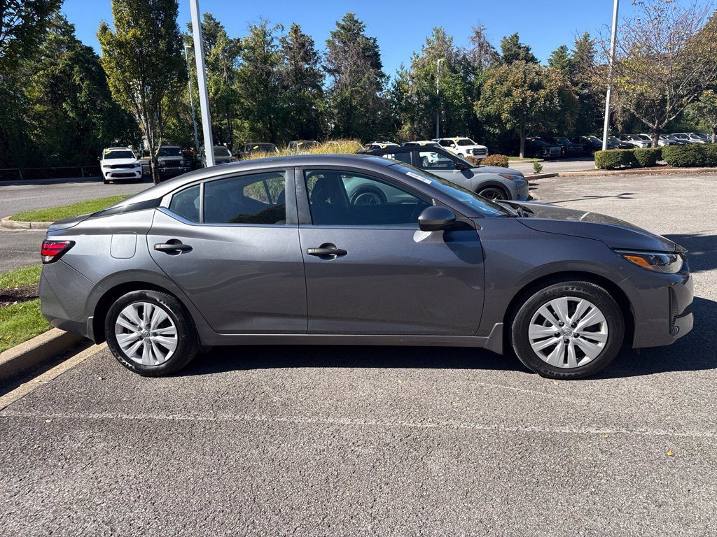 Used 2025 Nissan Sentra S w/ Trunk Package FWD image 2