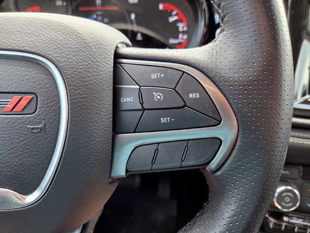 Used 2022 Dodge Durango SXT w/ Anodized Platinum Package RWD image 29