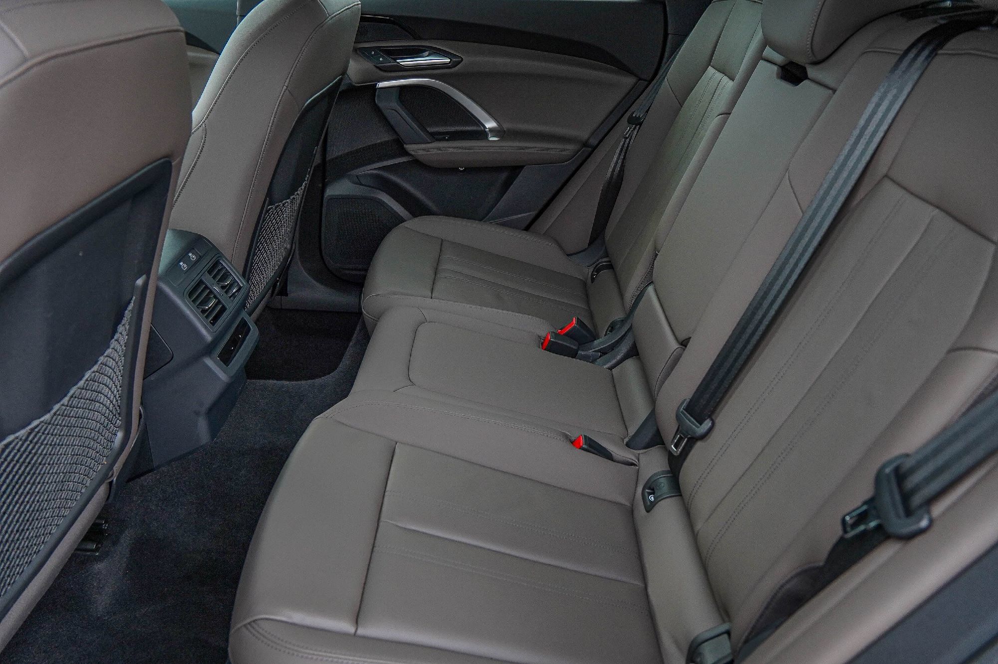 Used 2025 Audi Q5 Premium w/ Convenience Package AWD/4WD image 28