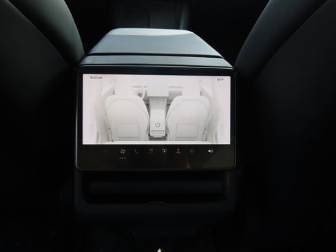 Used 2025 Tesla Model 3 Long Range image 20