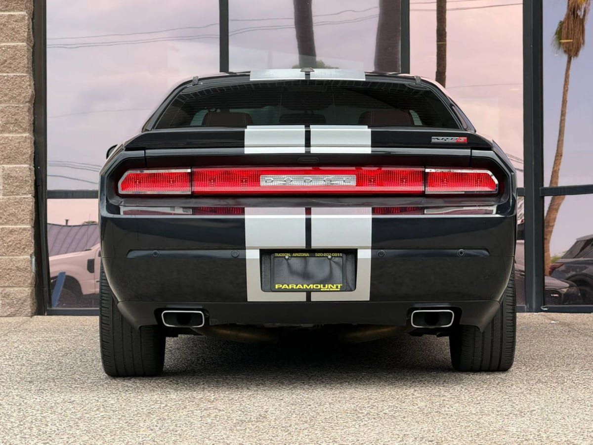 Used 2013 Dodge Challenger SRT8 w/ Harman Kardon Audio Group RWD image 10