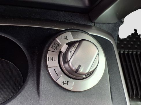 Used 2023 Toyota 4Runner Limited image 24