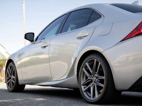 Used 2016 Lexus IS 200t w/ F Sport Package RWD image 16