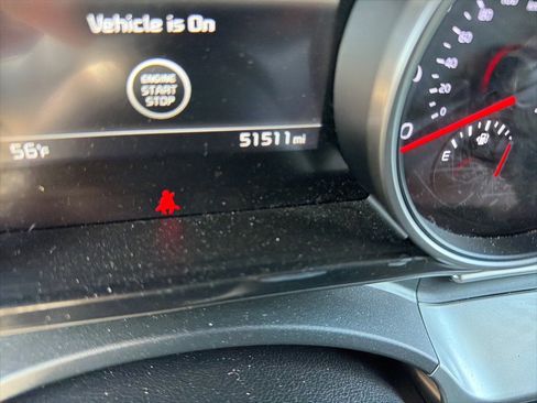 Used 2024 Kia Carnival LX image 8